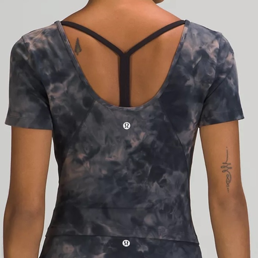 NWOT Lululemon Align Tee Shirt